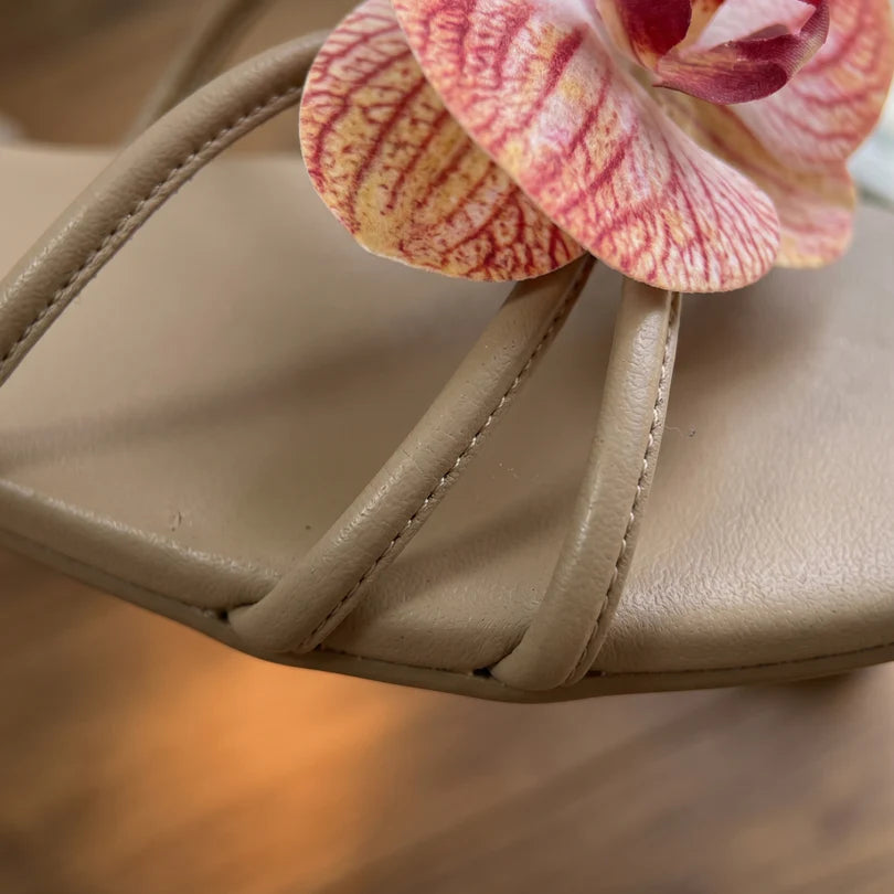 Stylish Flower Slippers Red