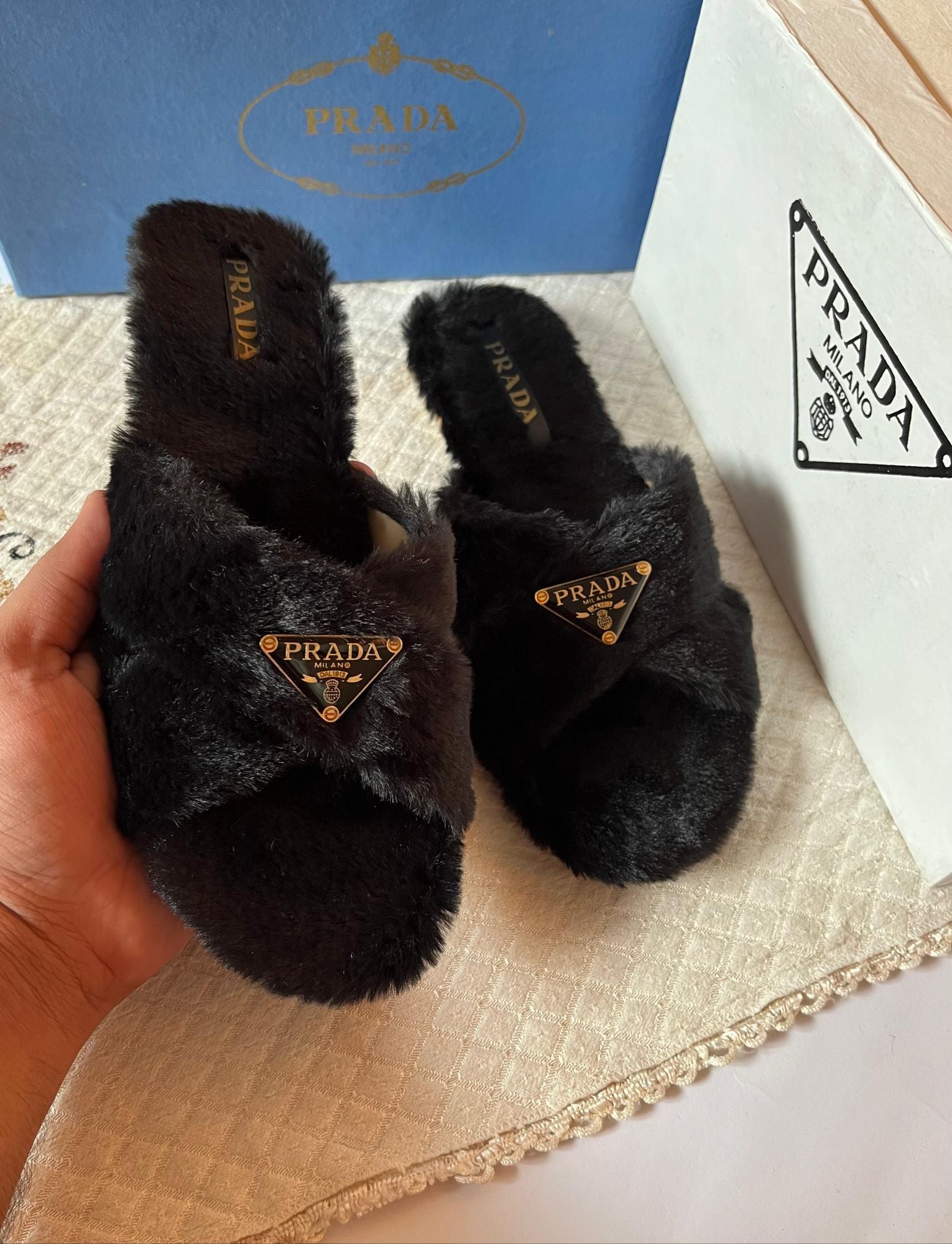 Luxury Faux Fur Cross Strap Slippers – Black