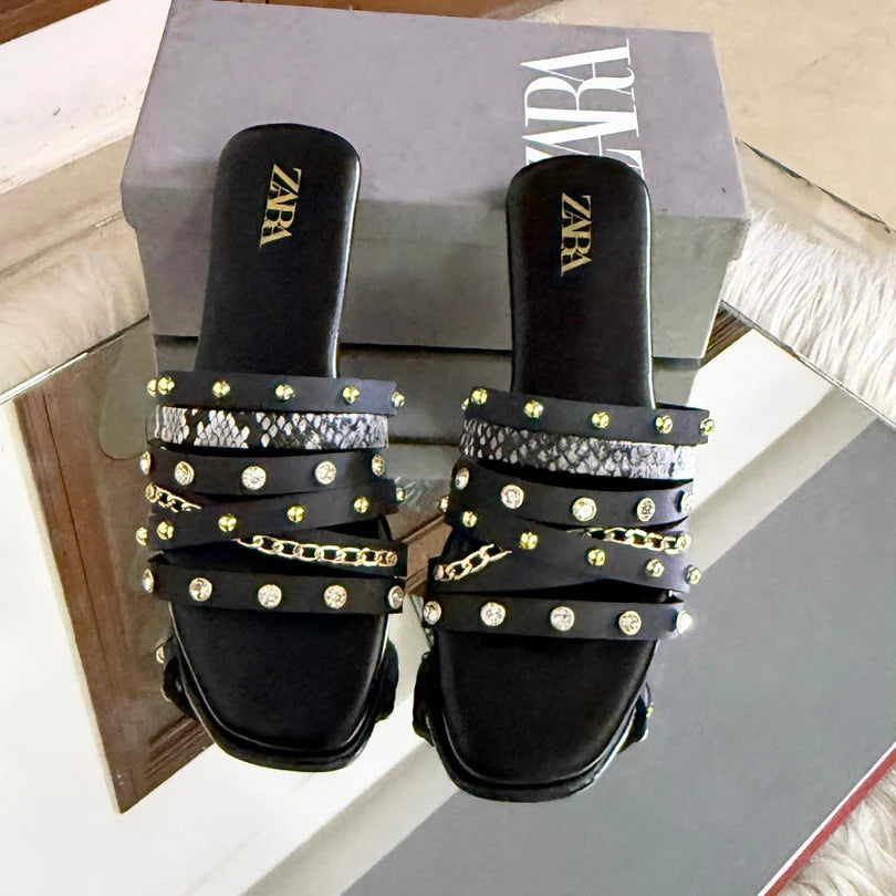 Z Classic Flat Slippers – Fashion Aura Black