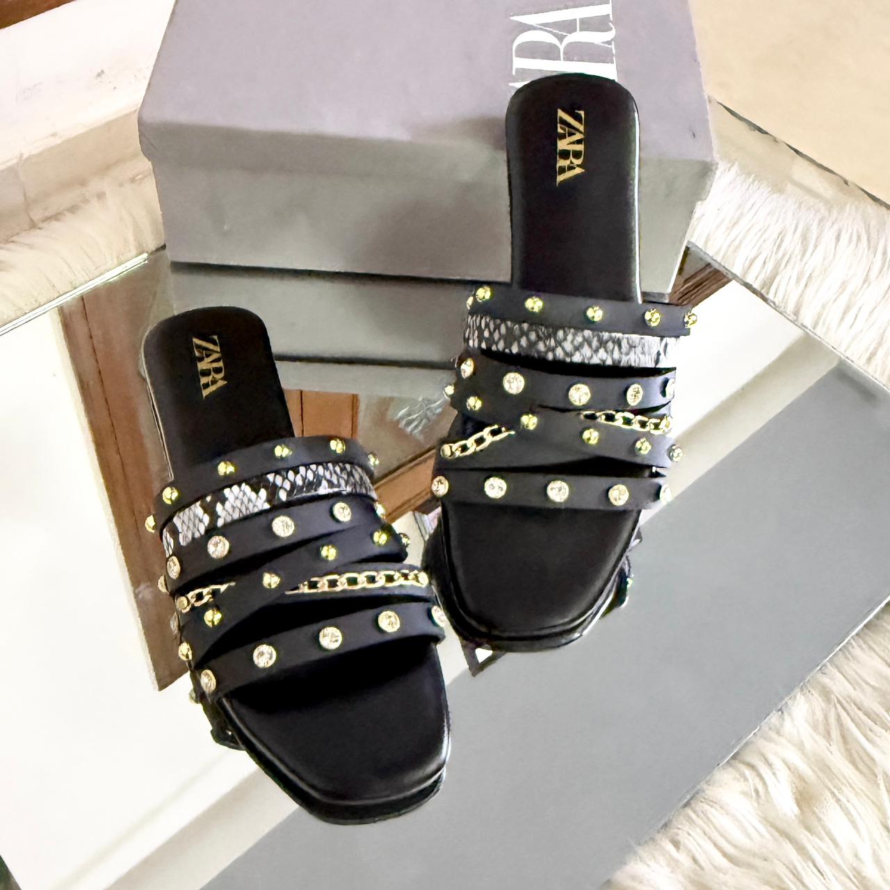 FASHION AURA IGMA FLAT