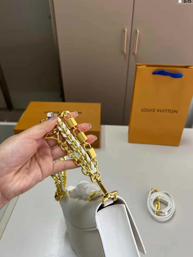 Wallet Chain Capucines