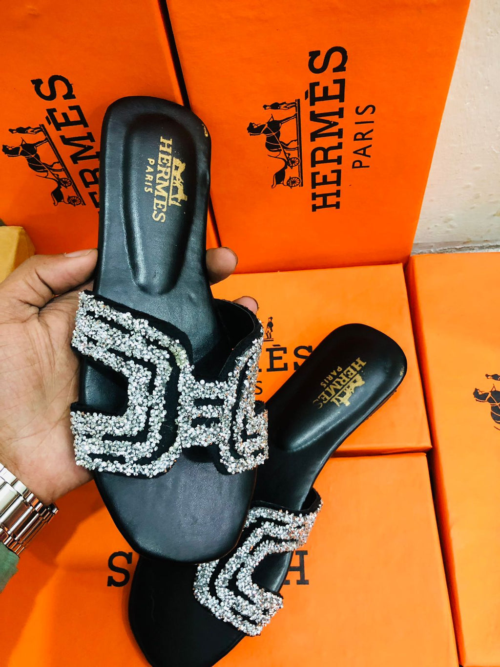 H Glam Crystal Flats – Fashion Aura Black