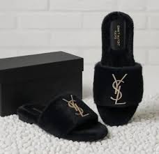 Luxury Faux Fur Logo Slide Slippers – Black